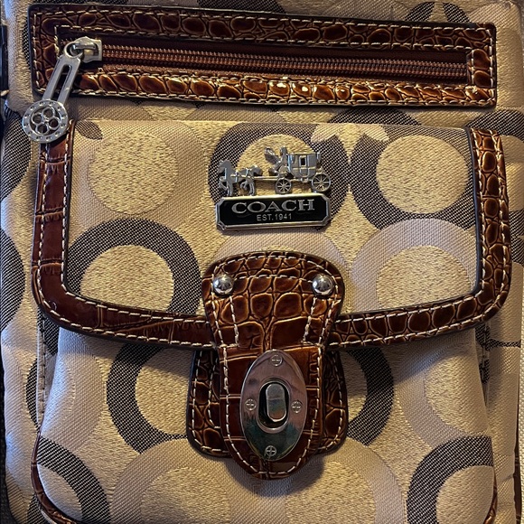 Coach Circle Pattern Shoulder Bag in Brown and Tan - Picture 2 of 4